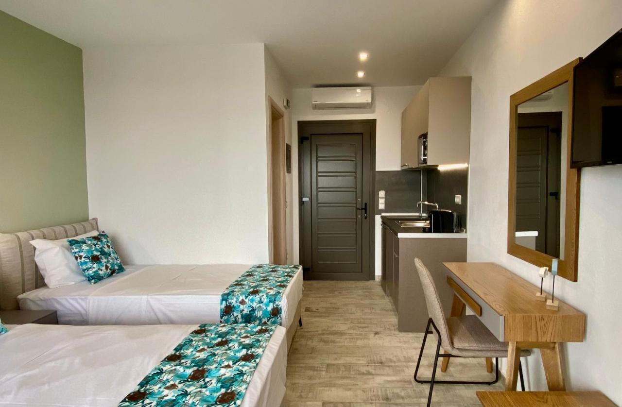 Thea Luxury Apartments Вурвуру Екстериор снимка