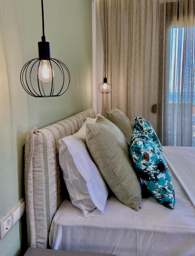 Thea Luxury Apartments Вурвуру Екстериор снимка