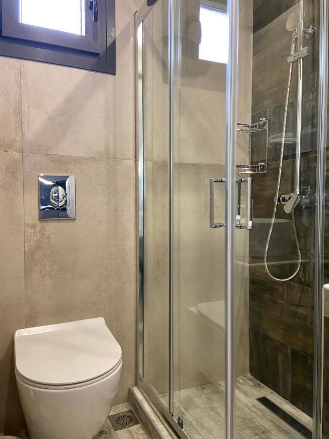 Thea Luxury Apartments Вурвуру Екстериор снимка