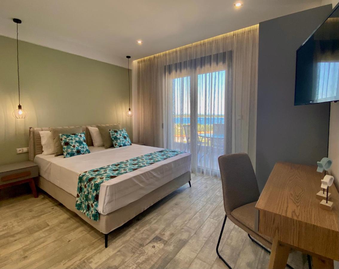 Thea Luxury Apartments Вурвуру Екстериор снимка