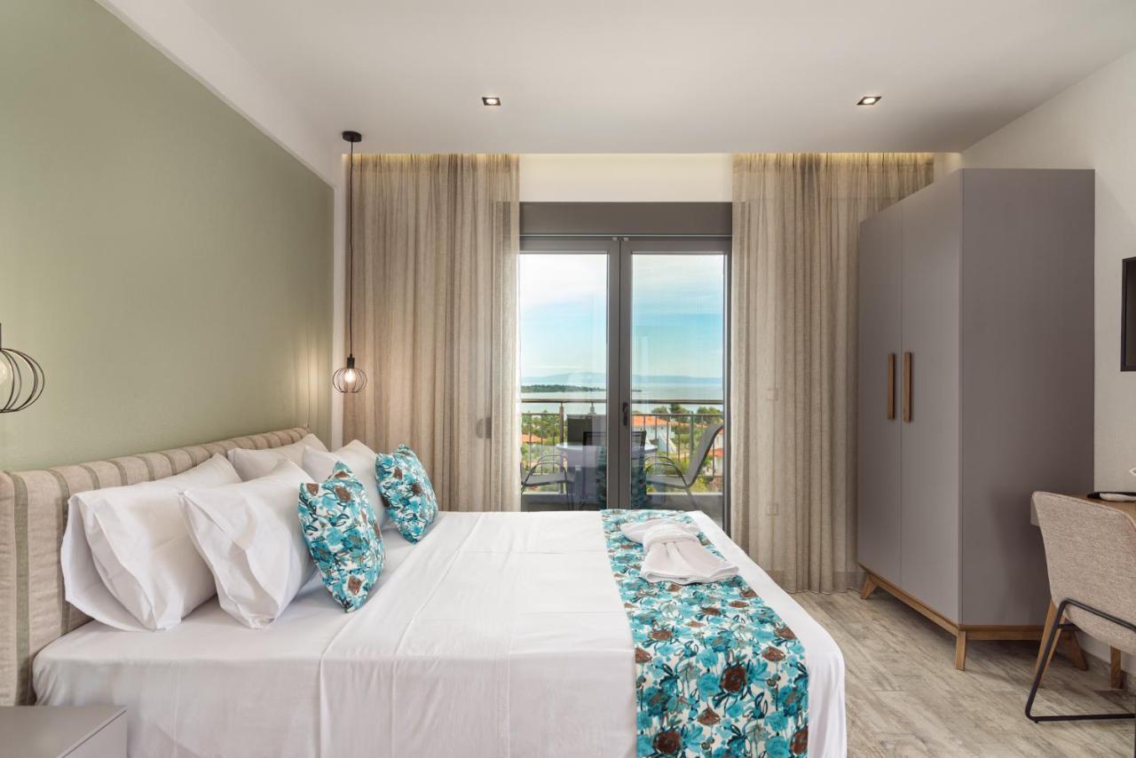 Thea Luxury Apartments Вурвуру Екстериор снимка